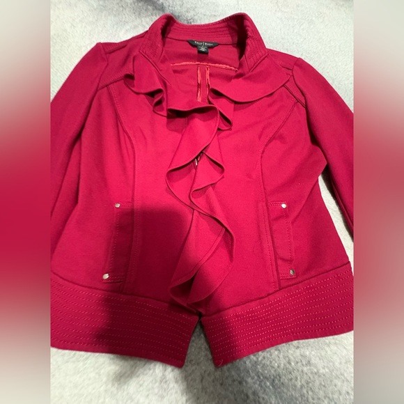 (B1) WHBM Red Pink Ruffle Cardinal Ponte Office Day Lifestyle Moto Jacket 6 - Picture 5 of 9